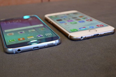 Las Grandes Diferencias de Diseño Entre Samsung y Apple