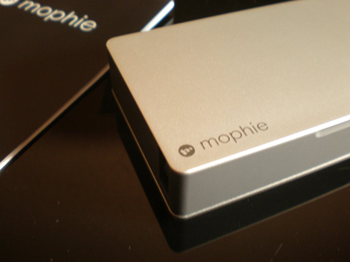 Mophie Powerstation Plus: 35 Horas de Batería Extra en iPhone