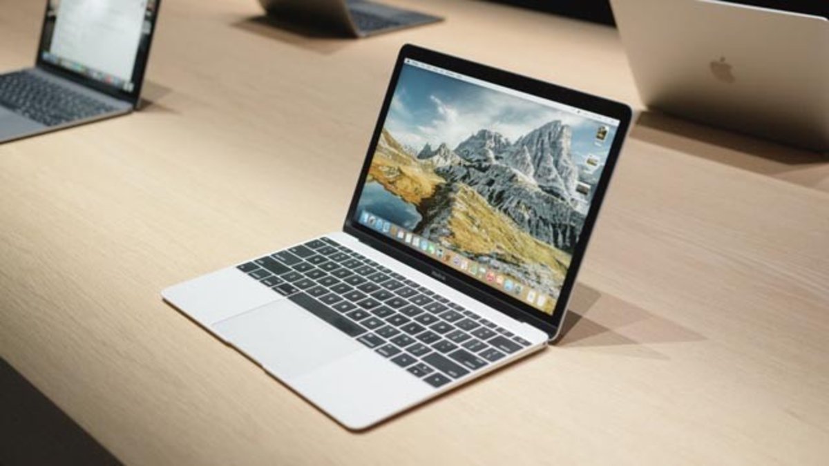 macbook vs ipad pro SO