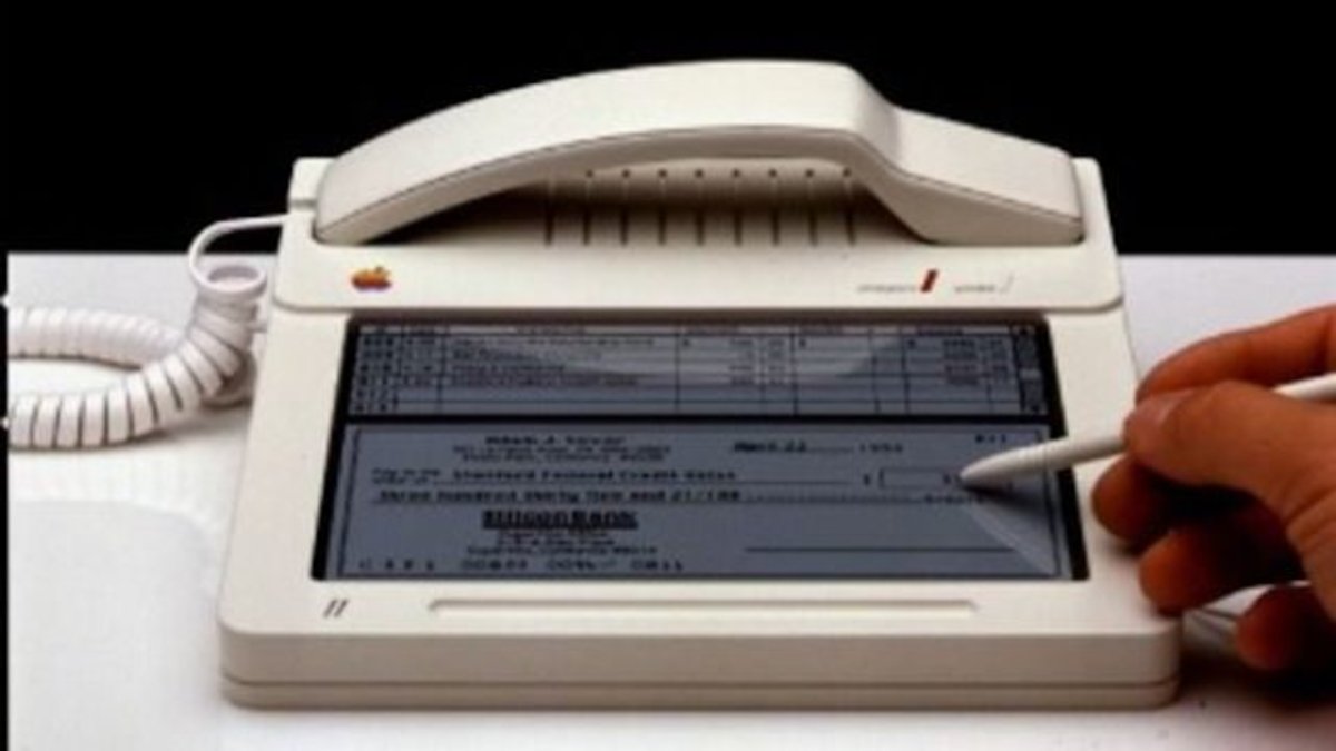 first-ever-iphone