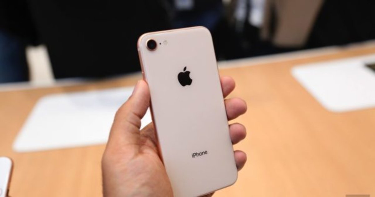 Apple advierte a sus consumidores de que sus iPhone 8 tienen un serio problema