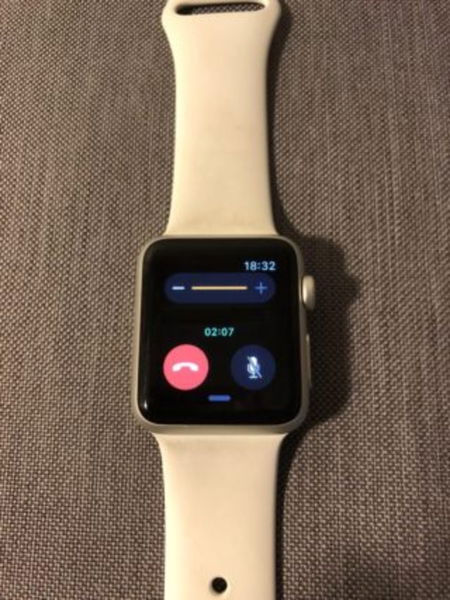 Cómo empezar una llamada en tu iPhone y seguir en el Apple Watch y viceversa