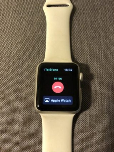 Cómo empezar una llamada en tu iPhone y seguir en el Apple Watch y viceversa