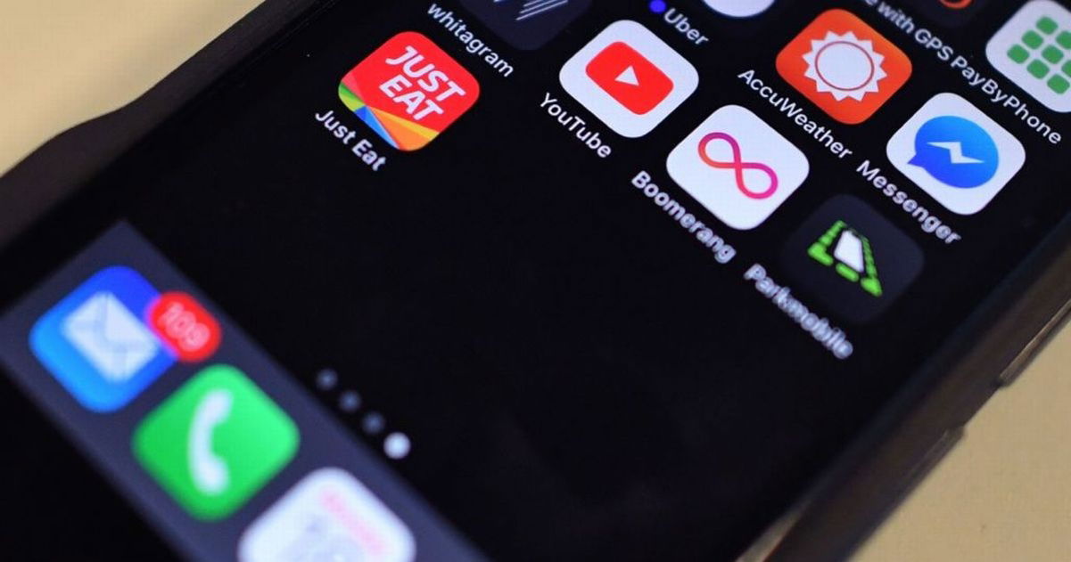 Pantalla inicio iOS con app de Just Eat