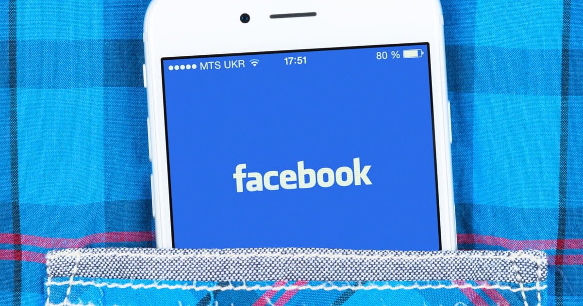 Guerra entre Apple y Facebook: dos modelos de negocio enfrentados