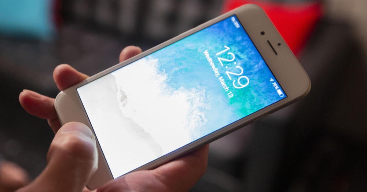 El lector de huellas del antiguo iPhone 6s sigue siendo más rápido que el de el Samsung Galaxy S10+