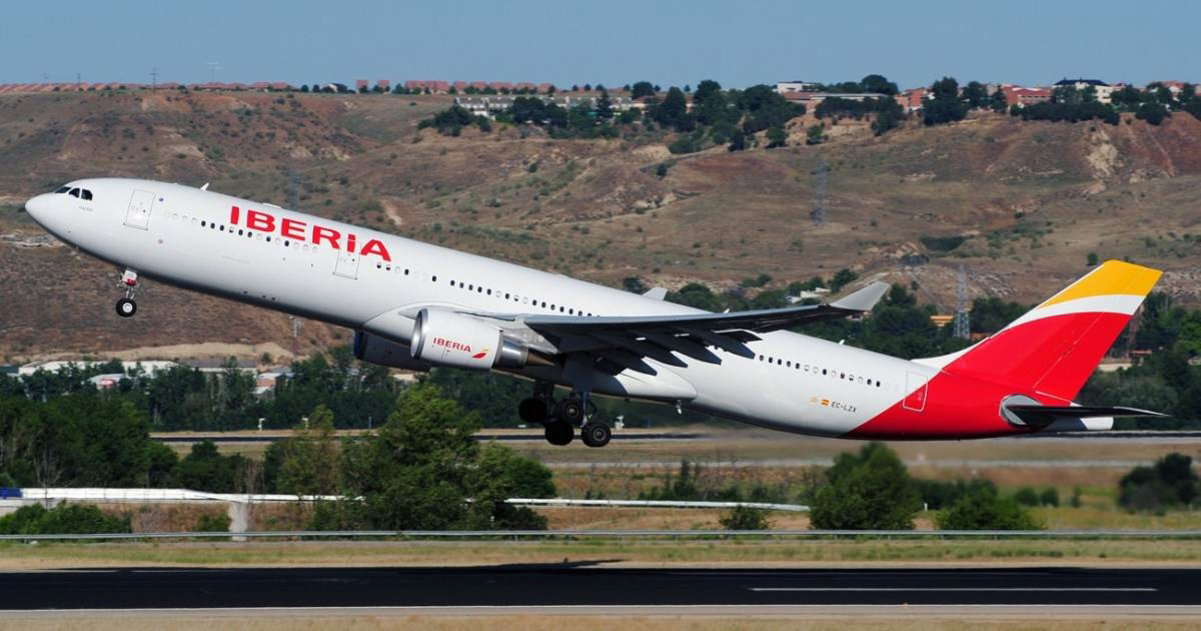 Paco López, comandante de líneas aéreas, habla de su experiencia con el iPad en el avión