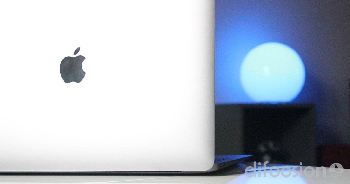 Cuando el logo de la manzana de Apple de los MacBook estaba al revés