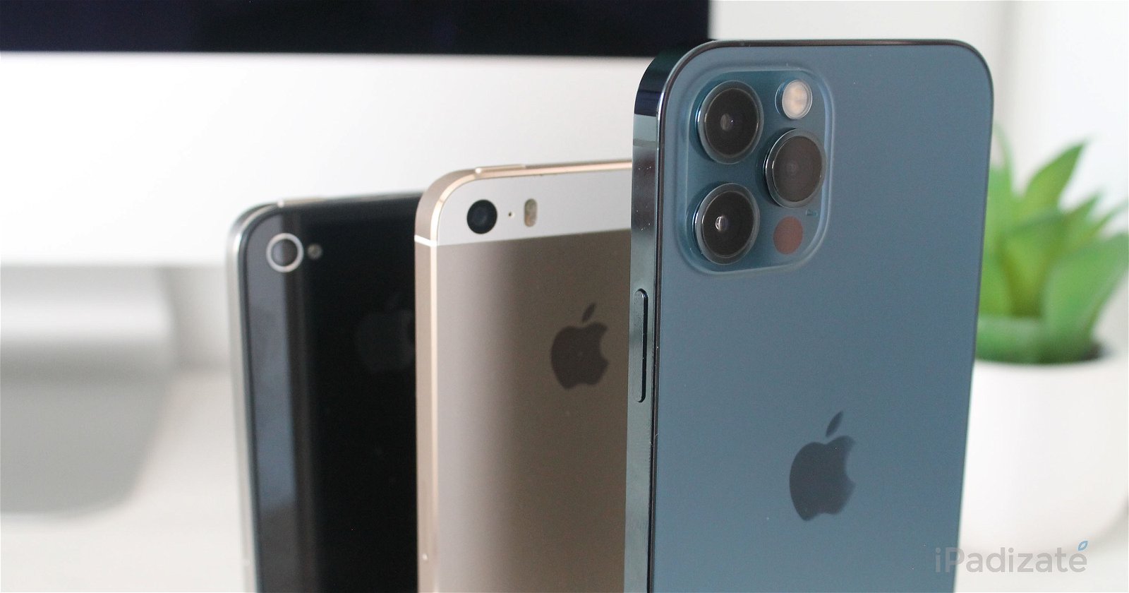 iPhone 12 Pro y iPhone 5s y iPhone 4