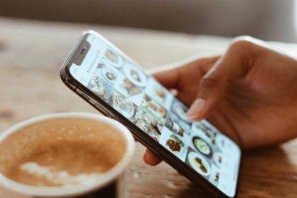 Multiple photos on the iPhone screen