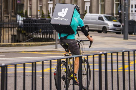 Deliveroo dejará de operar en España el 29 de noviembre Deliveroo dejará de operar en España el 29 de noviembre
