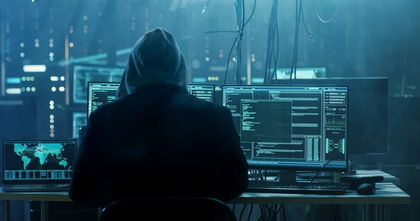 Arrestados los hackers que filtraron esquemas de los MacBook Pro Arrestados los hackers que filtraron esquemas de los MacBook Pro