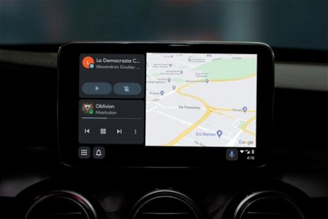 La nueva interfaz de Android Auto es una copia de CarPlay de Apple