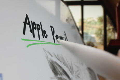 Cómo conectar el Apple Pencil 1 a un iPad Air o iPad Pro no compatible Cómo conectar el Apple Pencil 1 a un iPad Air o iPad Pro no compatible