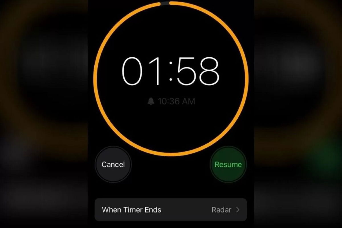 How to create an alarm on the iPhone that does not ring and only