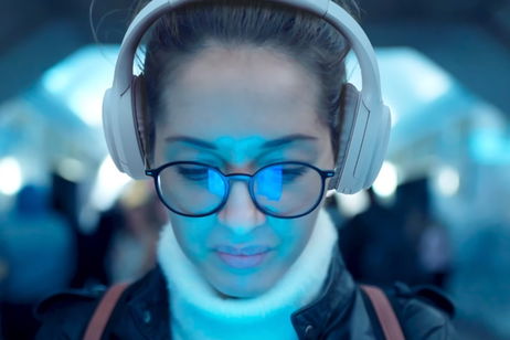 Estos cascos tienen 37h de batería, cancelación de ruido y cuestan 9 veces menos que los AirPods MAX Estos cascos tienen 37h de batería, cancelación de ruido y cuestan 9 veces menos que los AirPods MAX
