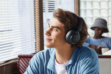 500 euros menos que los AirPods MAX, con la misma calidad sonora y el doble de batería 500 euros menos que los AirPods MAX, con la misma calidad sonora y el doble de batería