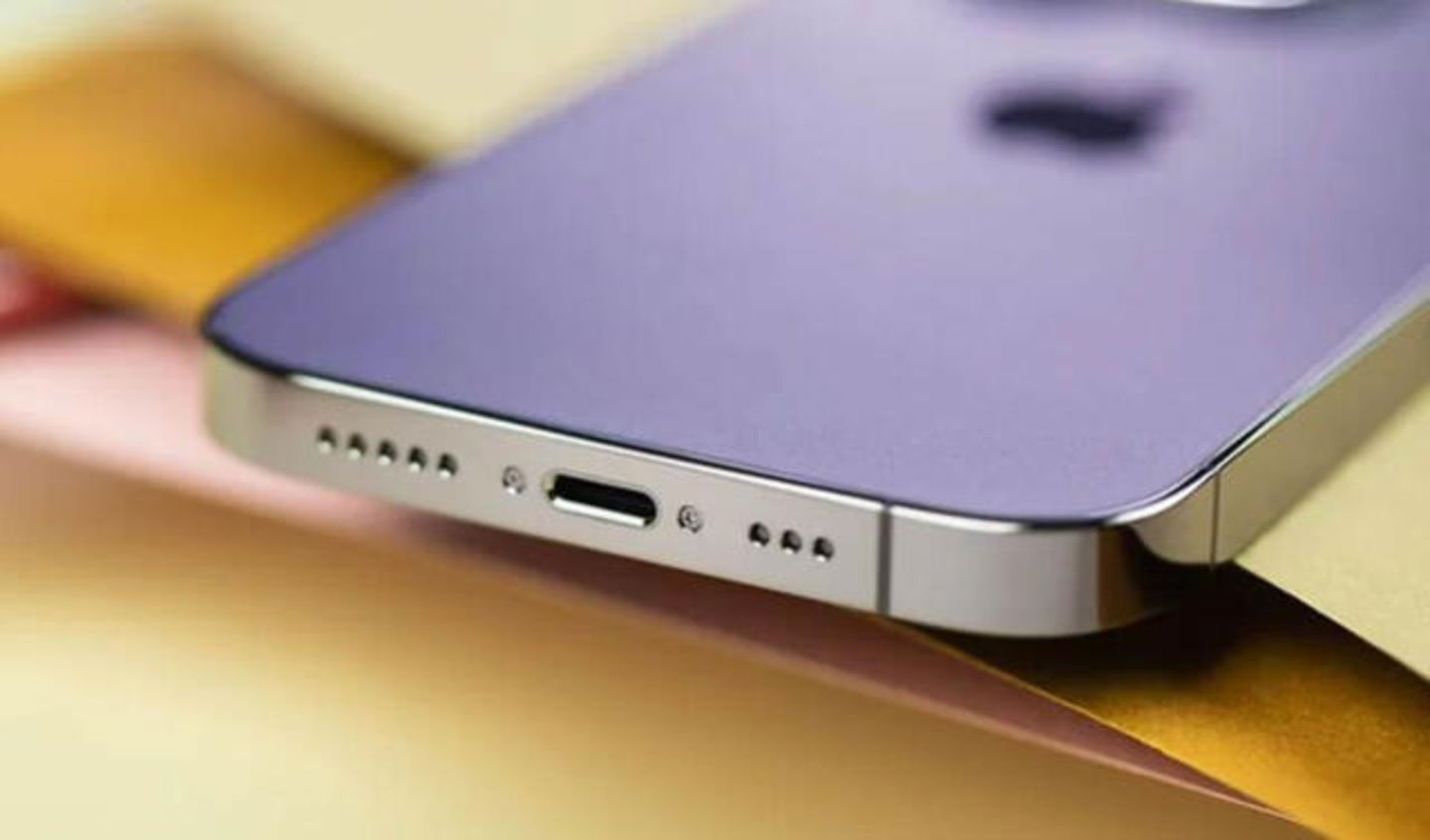 El iPhone 15 con USB-C tendrá carga más rápida, pero solo con