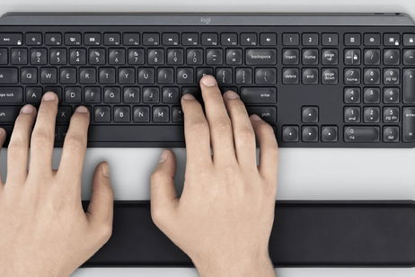 El teclado inalámbrico de Logitech con retroiluminación y USB-C está a mitad de precio por tiempo limitado El teclado inalámbrico de Logitech con retroiluminación y USB-C está a mitad de precio por tiempo limitado