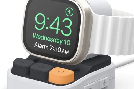 Este dock transforma tu Apple Watch en un pequeño ordenador retro, y es una auténtica monada