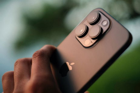 El smartphone más vendido de 2023 es un iPhone (y el segundo, y el tercero, y el cuarto) El smartphone más vendido de 2023 es un iPhone (y el segundo, y el tercero, y el cuarto)