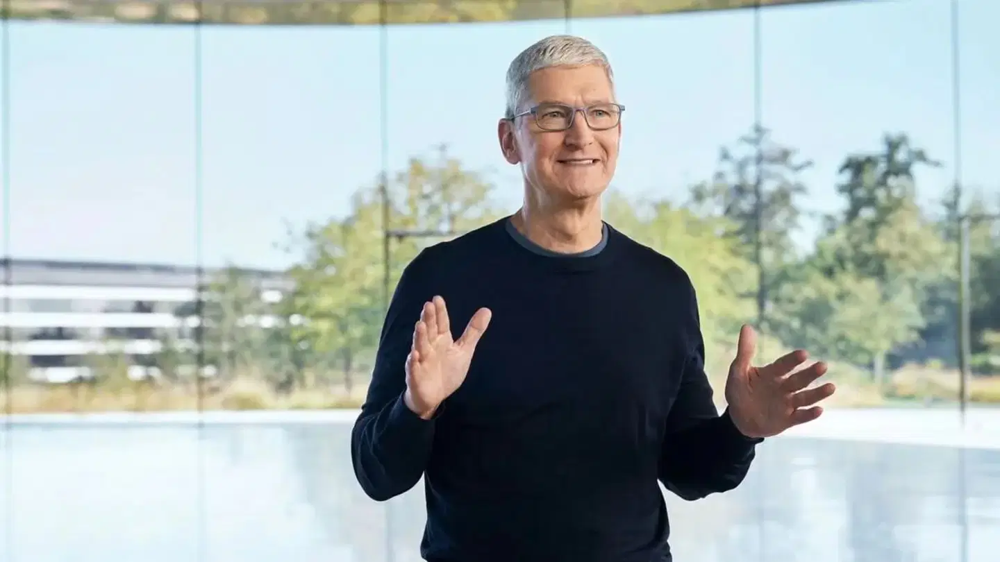 Tim Cook presentado las novedades de Apple en un vídeo filmado en el Apple Park