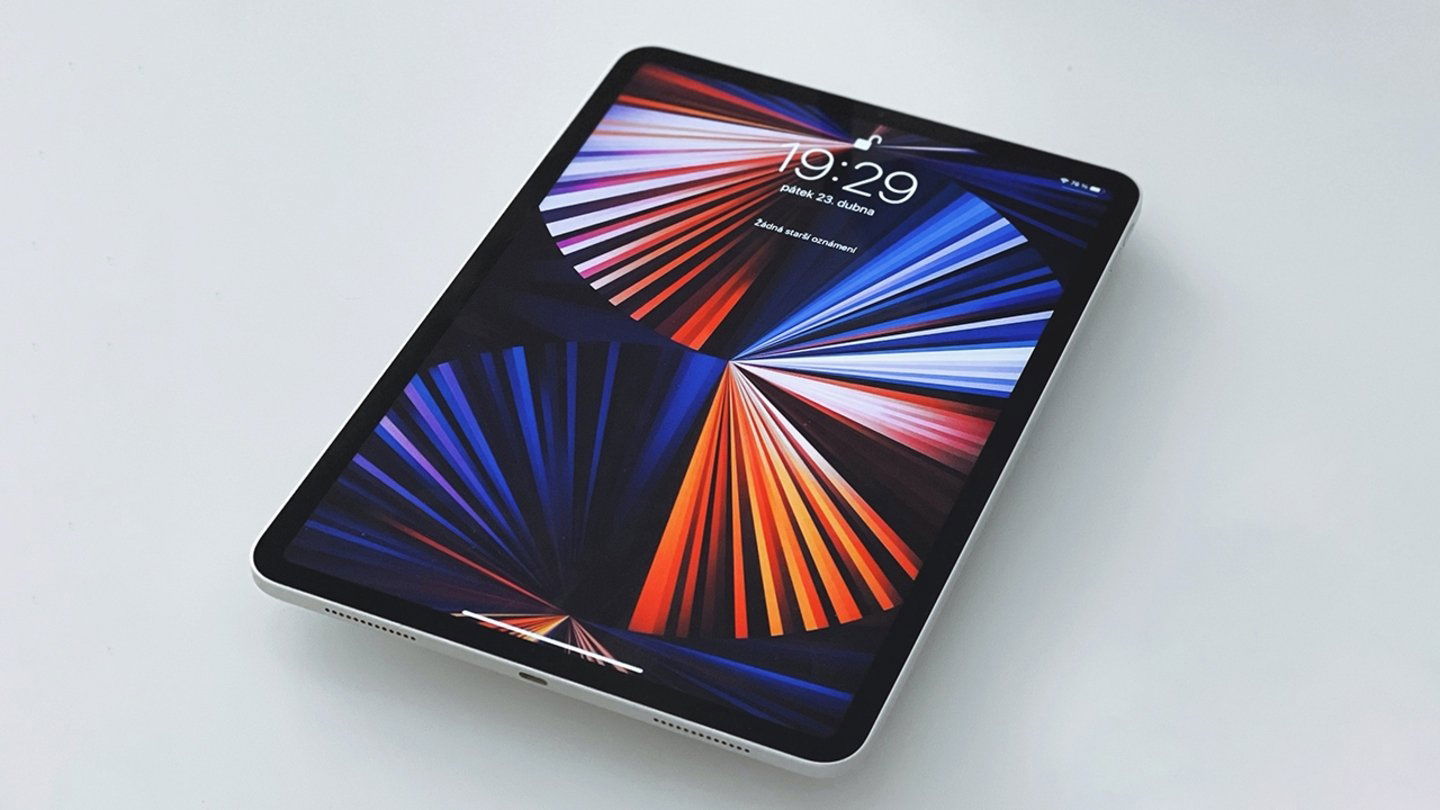 iPad Pro sobre una mesa