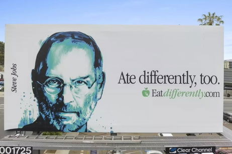 Esta compañía está usando la imagen de Steve Jobs sin permiso Esta compañía está usando la imagen de Steve Jobs sin permiso