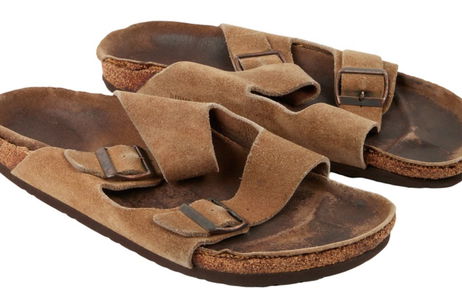 Estas sandalias de Steve Jobs cuestan 200.000 dólares Estas sandalias de Steve Jobs cuestan 200.000 dólares