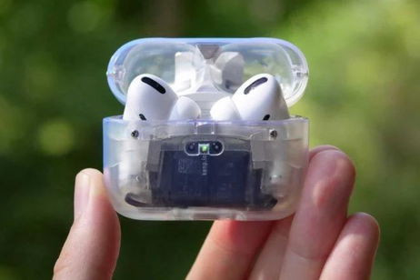 Crean un fascinante estuche transparente para los AirPods y es lo mejor que verás hoy