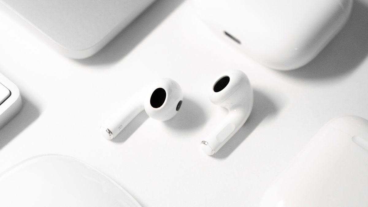 The AirPods 4 will have a new design and, for the first time, noise ...