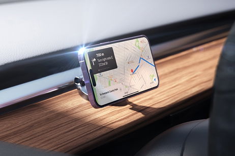 Este fantástico soporte de corte futurista está de oferta y es el accesorio ideal para tu iPhone Este fantástico soporte de corte futurista está de oferta y es el accesorio ideal para tu iPhone