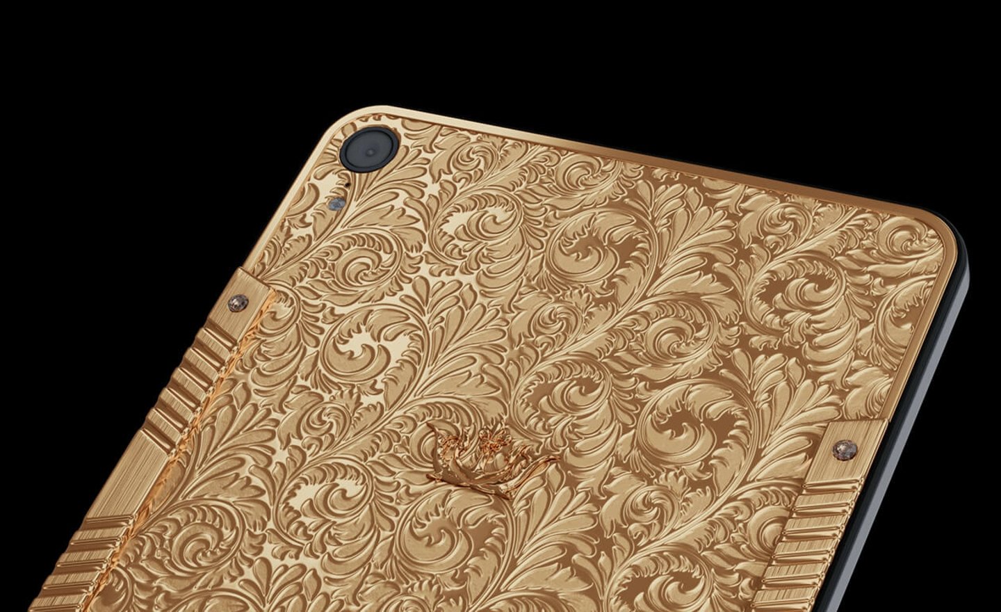 iPad mini 6 con cubierta de oro macizo de 18 quilates marca Caviar