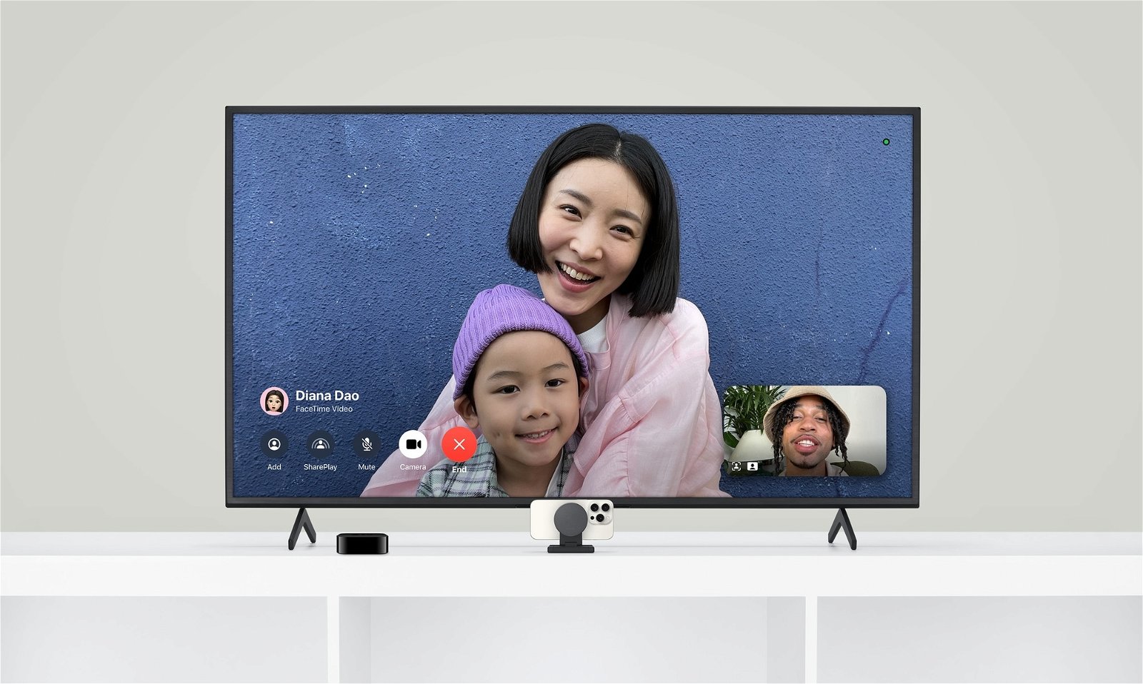 Hacer videollamadas en el Apple TV 4K será mas practico con la base de Belkin