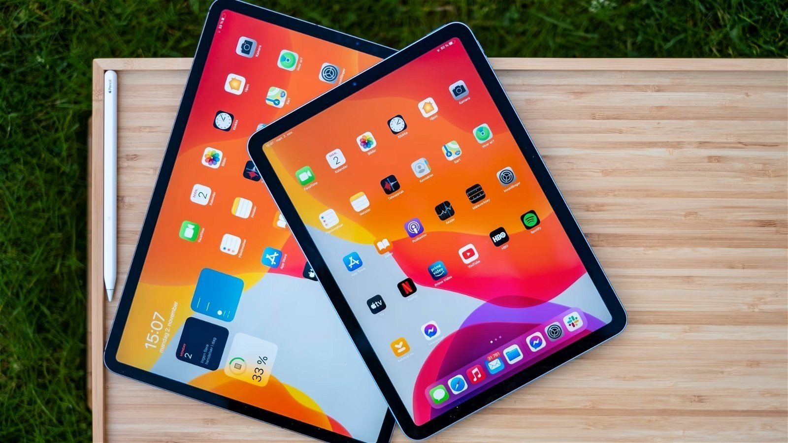 Dos iPad sobre una mesa