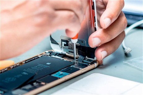 Podrás reparar tu iPhone durante 10 años: así es la nueva ley europea del derecho a reparar
