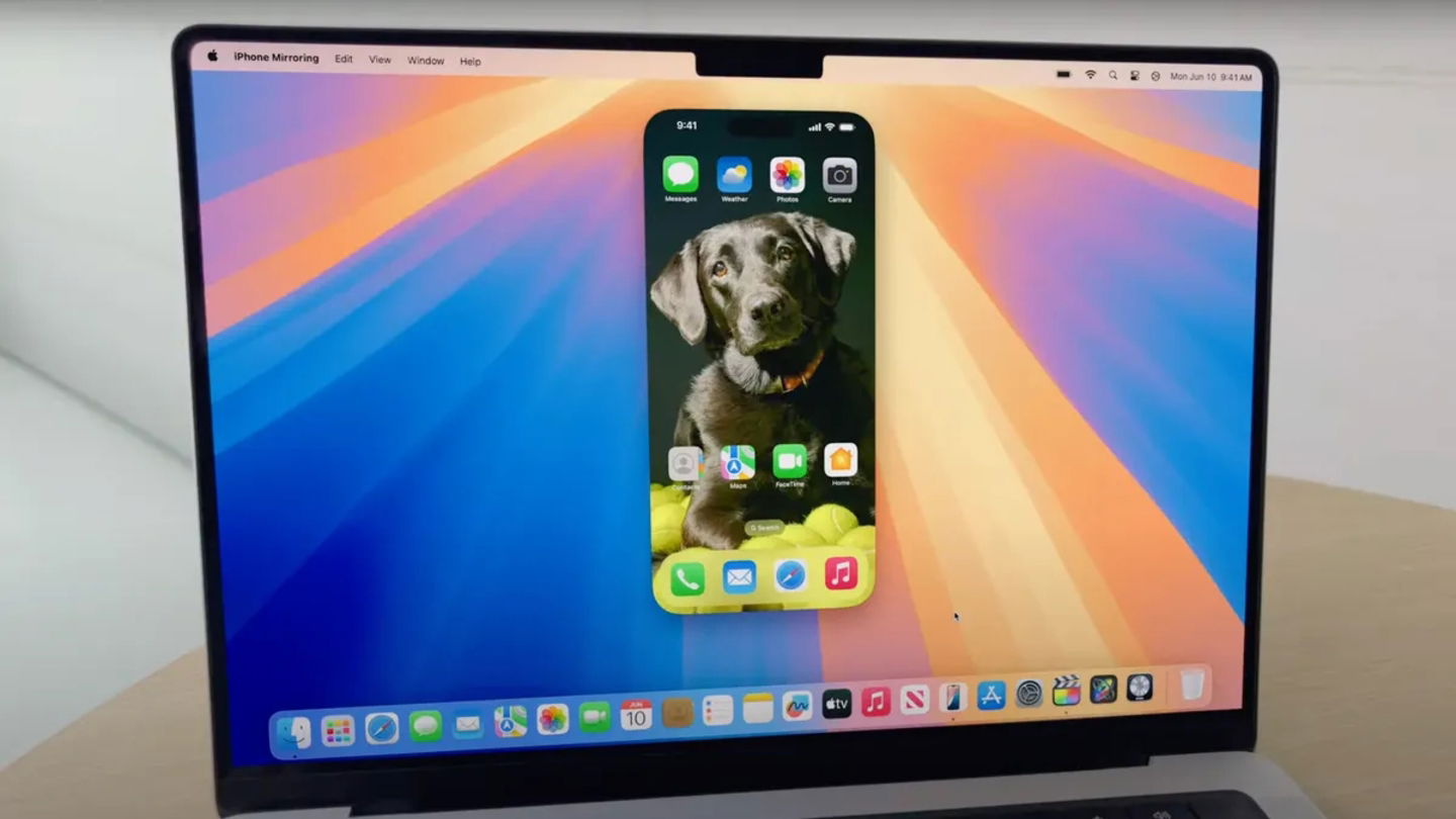 iPhone Mirroring durante la presentación de macOS Sequoia