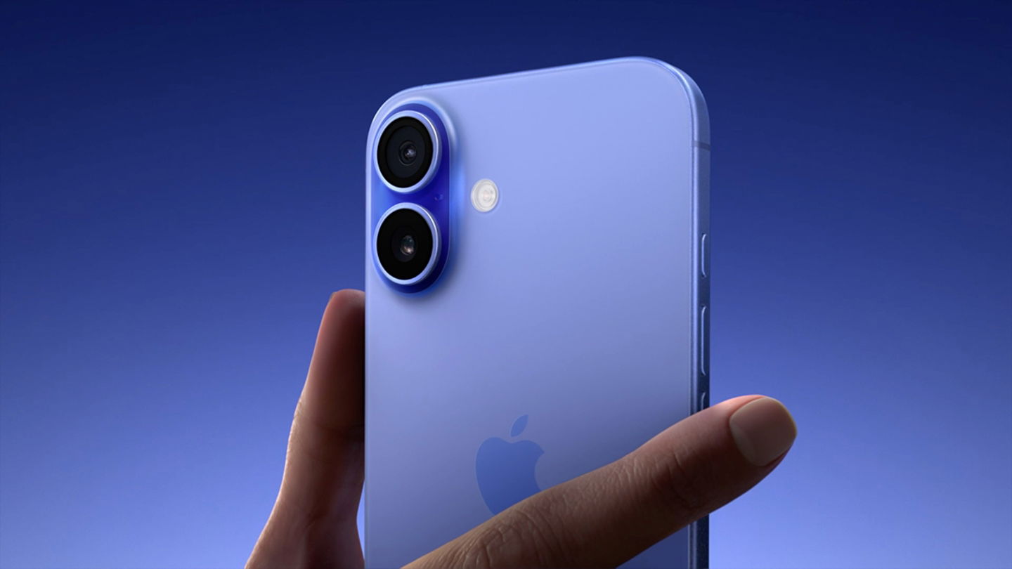 iPhone 16 de color azul