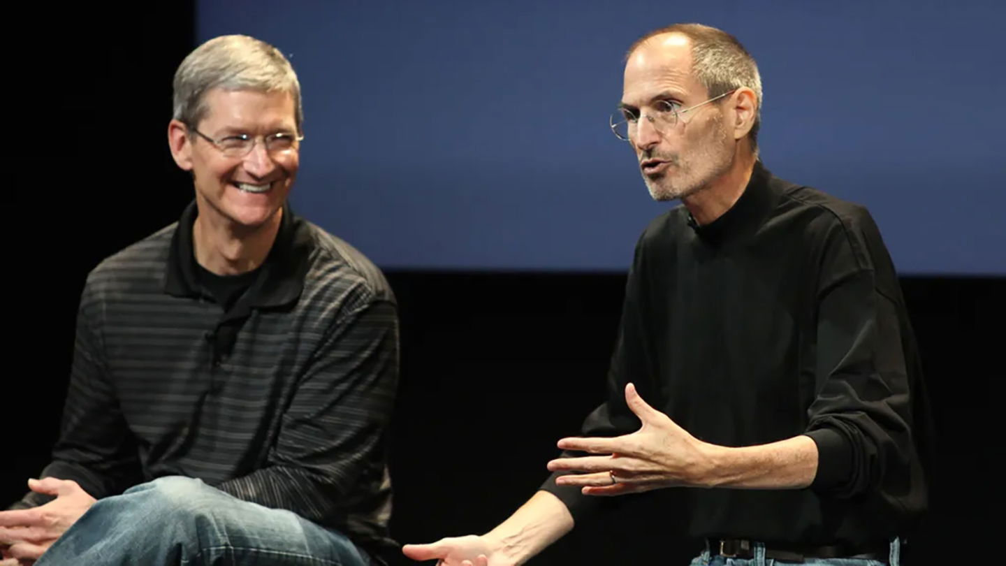 Tim Cook y Steve Jobs