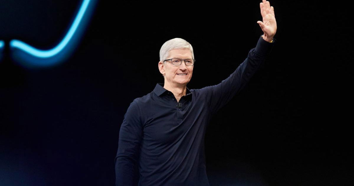 ¿Cuánto ganó Tim Cook, CEO de Apple, en 2024?