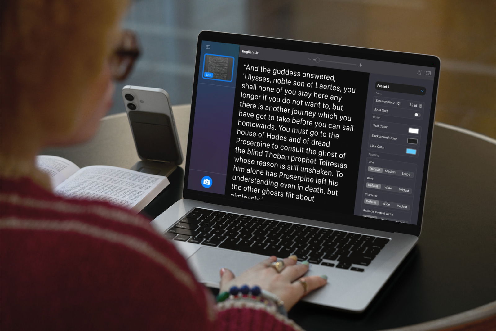 Un Mac con la app Lupa