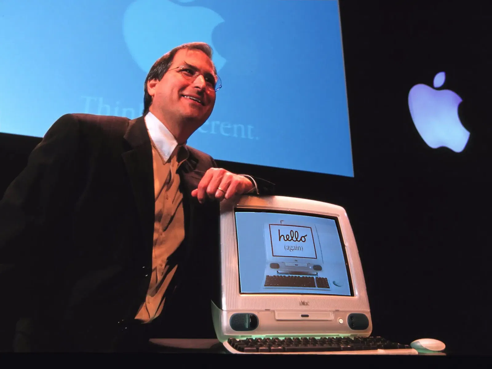 Steve Jobs en la presentación del iMac en 1998