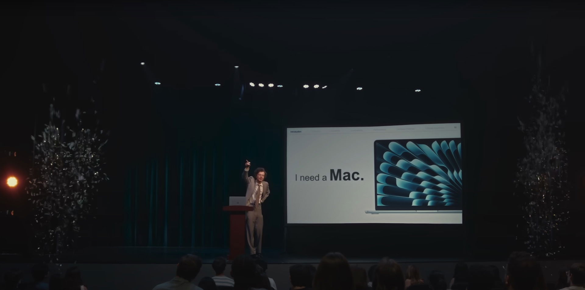 
            Apple te enseña cómo convencer a tus padres de que te compren un Mac para la universidad
          