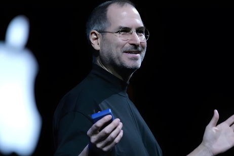 La última decisión de Samsung con sus Galaxy Ultra da la razón a Apple y a Steve Jobs