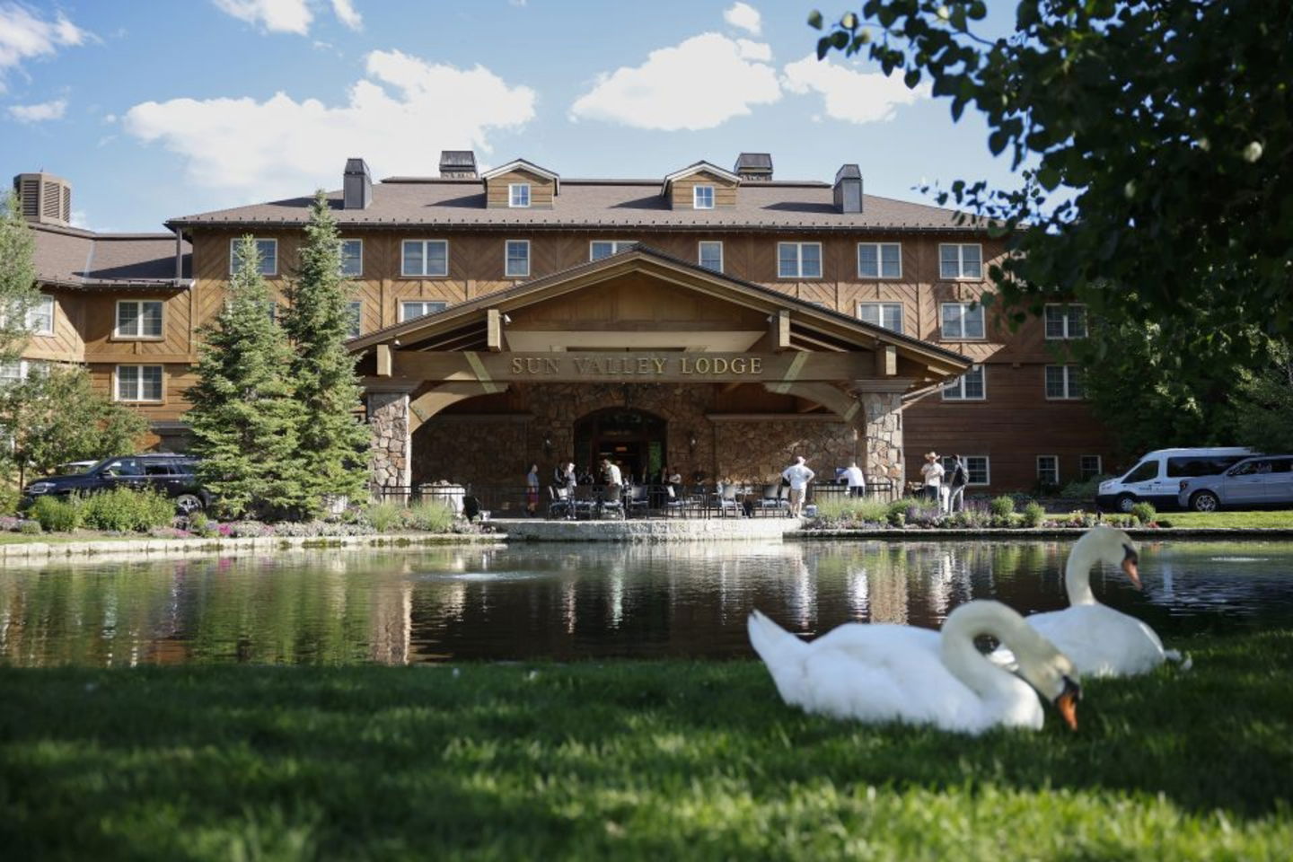 Sun Valley Lodge