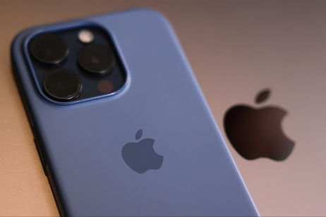 Trump dice que Apple va a fabricar en Estados Unidos y que invertirá 100 mil millones de dólares Trump dice que Apple va a fabricar en Estados Unidos y que invertirá 100 mil millones de dólares