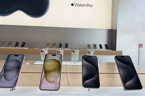 Apple y Samsung caen en ventas en Europa, aunque la compañía de la manzana tiene un as en la manga: el iPhone 17 Apple y Samsung caen en ventas en Europa, aunque la compañía de la manzana tiene un as en la manga: el iPhone 17
