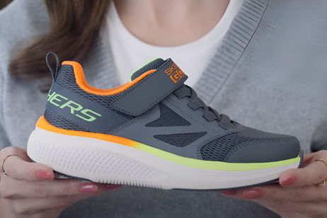 Estas zapatillas con AirTag "van un paso más allá": están diseñadas para localizar a tus hijos