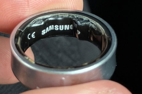 El peligro de los anillos inteligentes: a un Samsung Galaxy Ring se le hincha la batería impidiendo quitarlo del dedo El peligro de los anillos inteligentes: a un Samsung Galaxy Ring se le hincha la batería impidiendo quitarlo del dedo