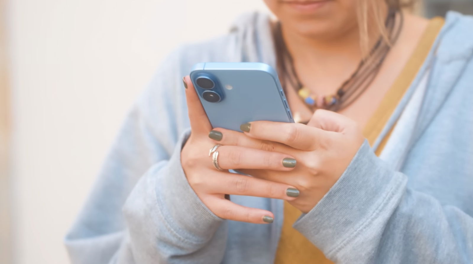 iPhone 17
